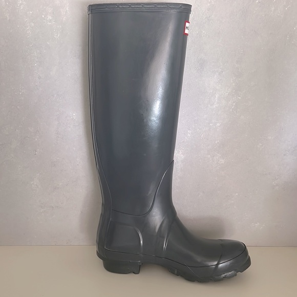 Hunter Tall Rain-boots in Gray Gloss Size 5 - Picture 7 of 9